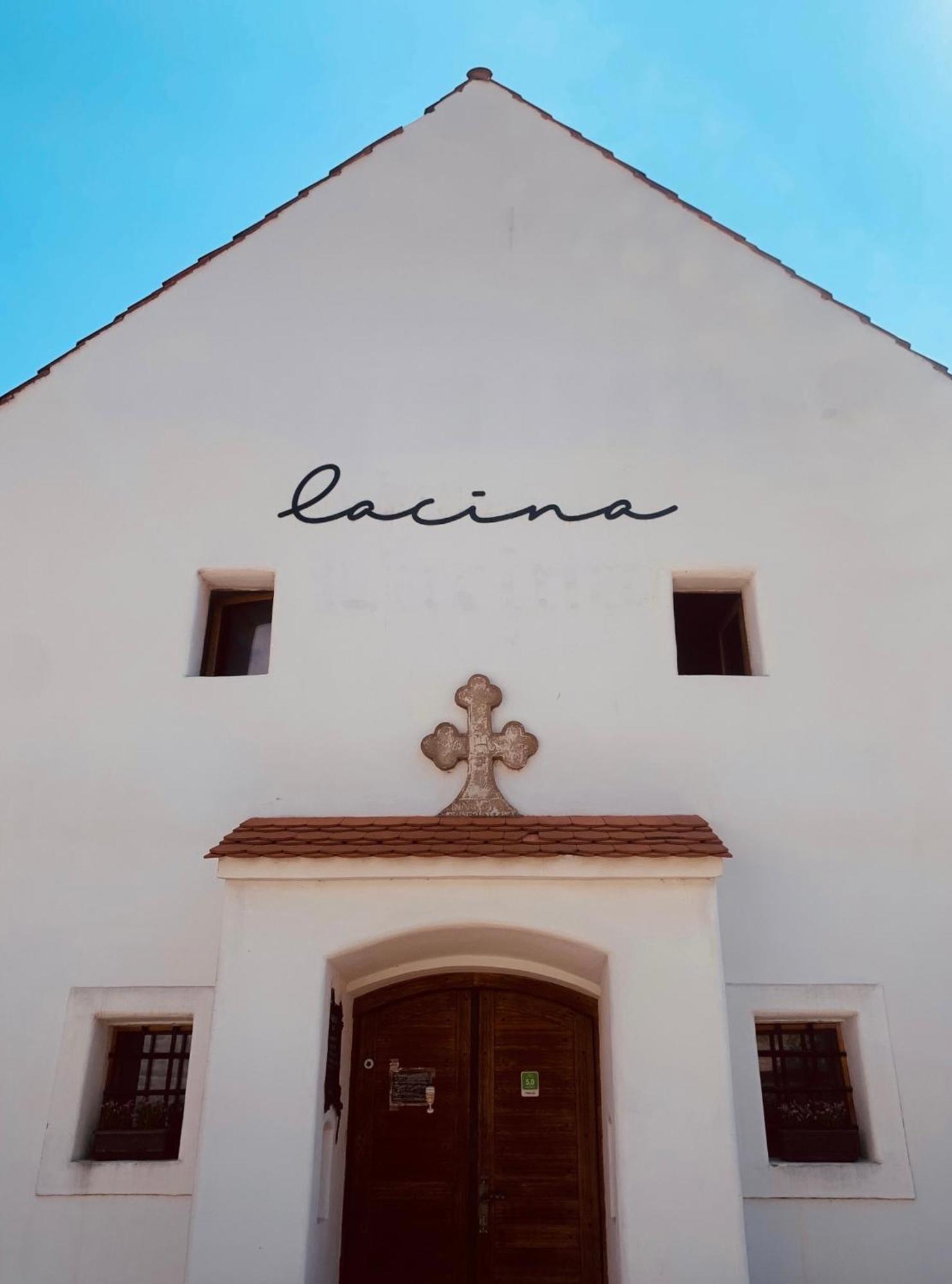 Zahradni 6